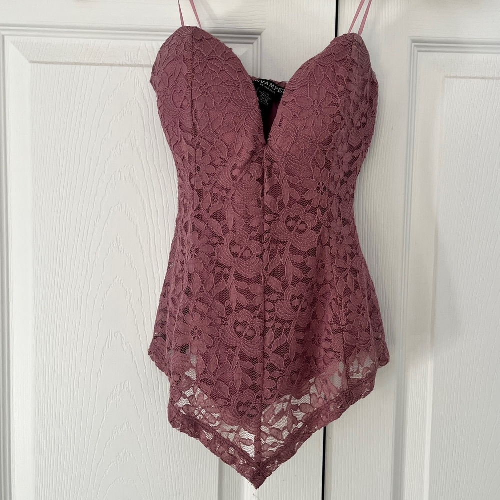 Revamped | V Front Top